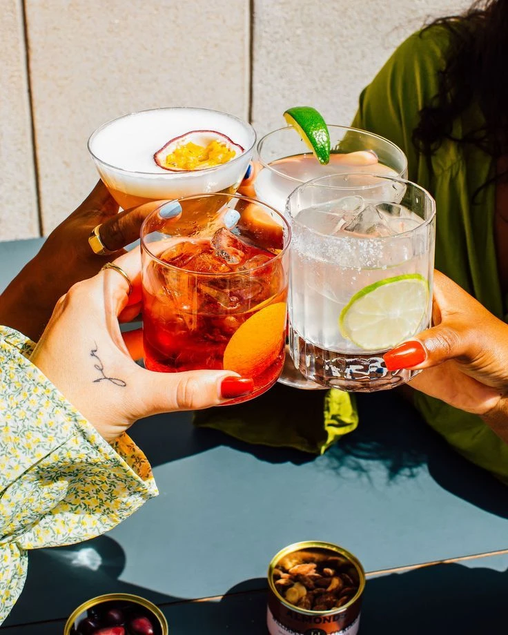 Shop. Drink. Rate. Favourite & Learn